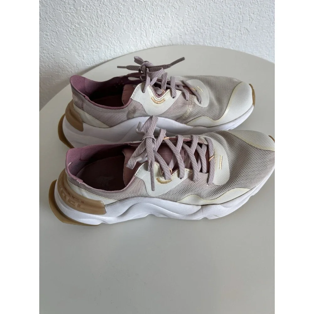 Women's 7 Sorel KINETIC‎ RNEGD FLOAT Sneakers